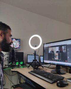 שיחת ייעוץ שעתית עם ניר חולי